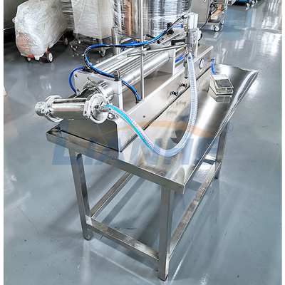 Yarı Otomatik Sıvı Dolum Makinesi 0.6-0.8MPa Yatay Dayanıklı