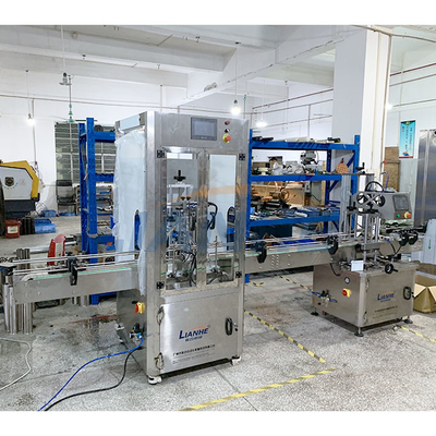 PLC Kontrollü Otomatik Sıvı Dolum Makinesi Korozyon Önleyici SUS304 Malzeme