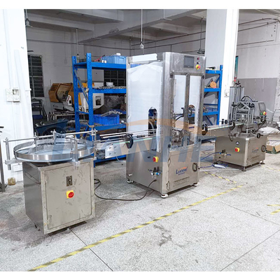 Otomatik 2 Nozullu Sıvı Dolum Makinesi 10-100 Şişe / Min Sızdırmaz