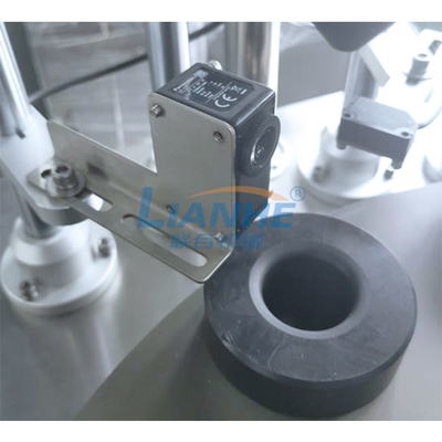LIANHE Ultrasonik Tüp Dolum Makinesi Yarı Otomatik PLC Kontrolü